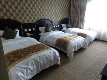 Guan Zhong Hotel Huayin Exterior photo